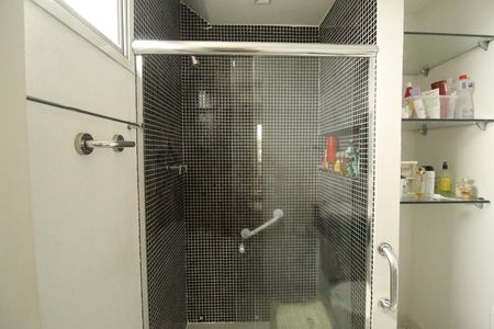 Apartamento à venda com 75m², 2 quartos e 1 vagaBanheiro da suíte
