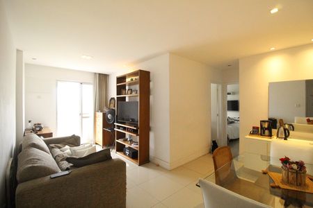 Sala de apartamento à venda com 2 quartos, 75m² em Barra da Tijuca, Rio de Janeiro