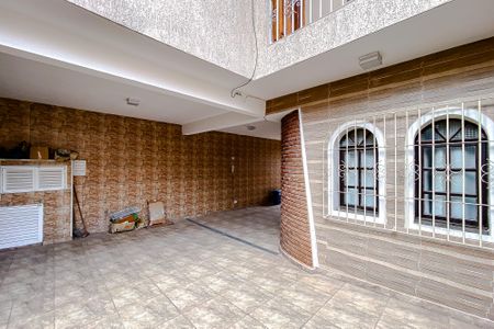 Casa à venda com 210m², 5 quartos e 5 vagasGaragem/Área externa