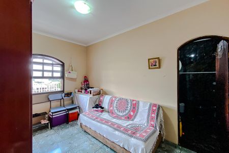 Casa à venda com 210m², 5 quartos e 5 vagasQuarto 2 - Suíte