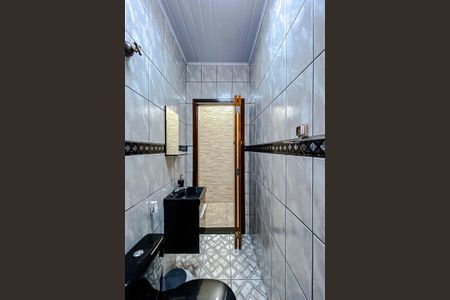 Casa à venda com 210m², 5 quartos e 5 vagasBanheiro (Casa 2)