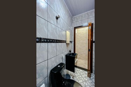 Casa à venda com 210m², 5 quartos e 5 vagasBanheiro (Casa 2)