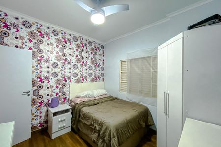 Casa à venda com 210m², 5 quartos e 5 vagasSuíte (Casa 2)