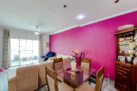 Sala de casa à venda com 5 quartos, 210m² em Vila Invernada, São Paulo