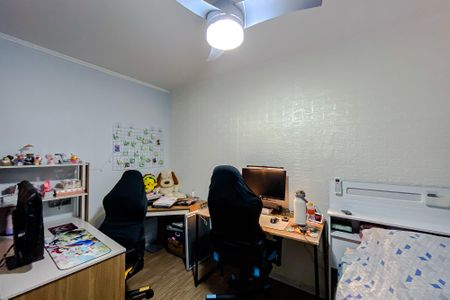 Casa à venda com 210m², 5 quartos e 5 vagasQuarto 2 (Casa 2)