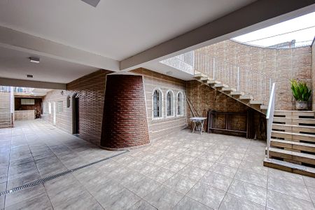 Casa à venda com 210m², 5 quartos e 5 vagasGaragem/Área externa