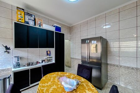Casa à venda com 210m², 5 quartos e 5 vagasCozinha (Casa 2)