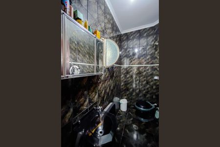 Casa à venda com 210m², 5 quartos e 5 vagasBanheiro da Suíte 2