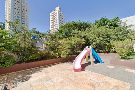 Apartamento para alugar com 63m², 2 quartos e 2 vagasÁrea comum - Playground
