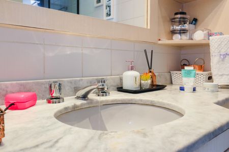 Apartamento para alugar com 63m², 2 quartos e 2 vagasBanheiro