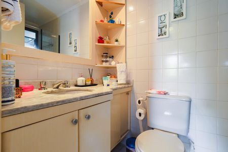 Apartamento para alugar com 63m², 2 quartos e 2 vagasBanheiro