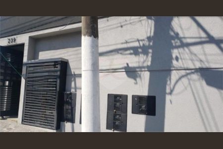 Casa à venda com 31m², 1 quarto e sem vaga