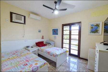 Casa à venda com 4 quartos, 206m² em Piratininga, Niterói