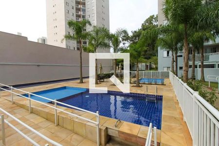 Apartamento à venda com 65m², 3 quartos e 1 vaga Apartamento à venda com 65m², 3 quartos e 1 vagaÁrea comum - Piscina