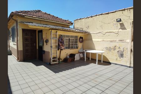 Casa à venda com 180m², 2 quartos e 1 vagaQuintal