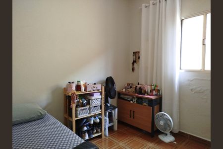 Casa à venda com 180m², 2 quartos e 1 vagaQuarto 2