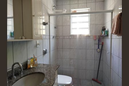 Casa à venda com 180m², 2 quartos e 1 vagaBanheiro