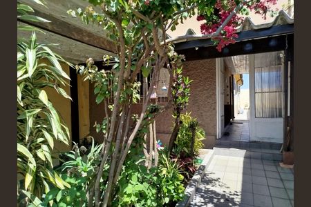 Casa à venda com 180m², 2 quartos e 1 vagaEntrada