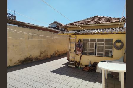 Casa à venda com 180m², 2 quartos e 1 vagaQuintal