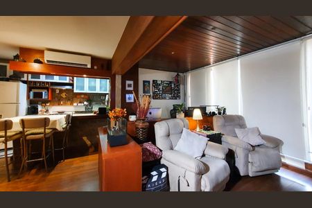 Apartamento à venda com 62m², 1 quarto e 1 vagaSala