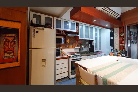 Apartamento à venda com 62m², 1 quarto e 1 vagaCozinha e Área de Serviço