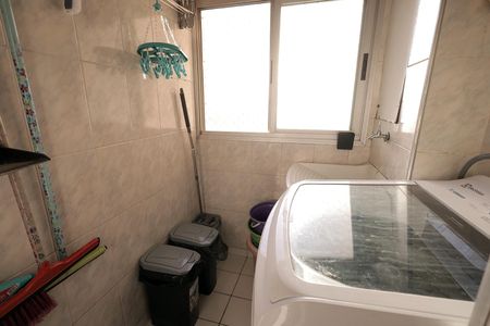 Apartamento à venda com 66m², 3 quartos e 1 vagaÁrea de Serviço