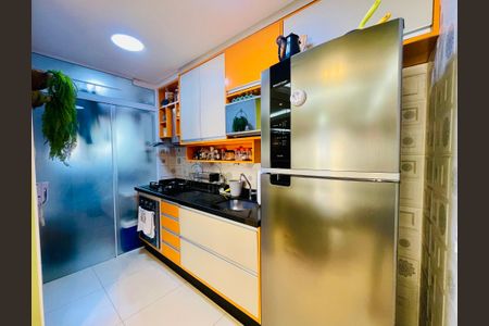 Apartamento à venda com 86m², 2 quartos e 2 vagasCozinha