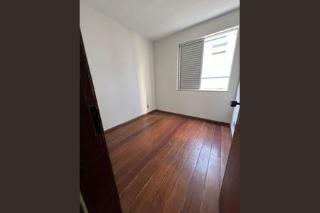 Apartamento à venda com 110m², 3 quartos e 2 vagas Apartamento à venda com 110m², 3 quartos e 2 vagasQuarto