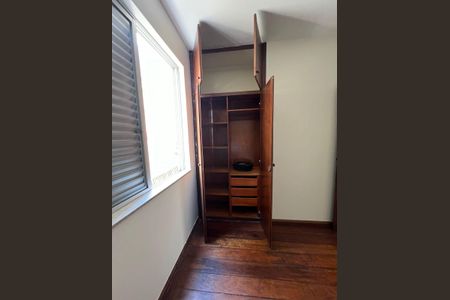 Apartamento à venda com 110m², 3 quartos e 2 vagas Apartamento à venda com 110m², 3 quartos e 2 vagasQuarto - Armários