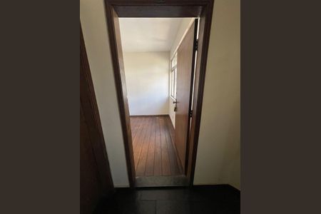 Apartamento à venda com 110m², 3 quartos e 2 vagas Apartamento à venda com 110m², 3 quartos e 2 vagasQuarto