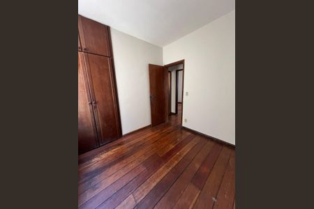 Apartamento à venda com 110m², 3 quartos e 2 vagas Apartamento à venda com 110m², 3 quartos e 2 vagasQuarto