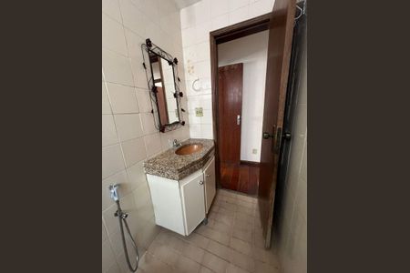 Apartamento à venda com 110m², 3 quartos e 2 vagas Apartamento à venda com 110m², 3 quartos e 2 vagasBanheiro