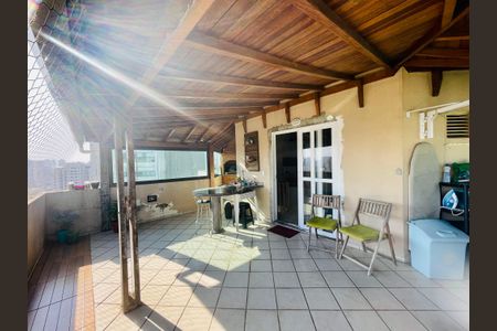 Apartamento à venda com 105m², 3 quartos e 1 vagaQuintal