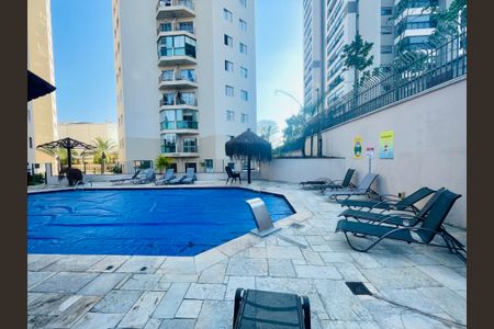 Apartamento à venda com 105m², 3 quartos e 1 vagaÁrea comum - Piscina