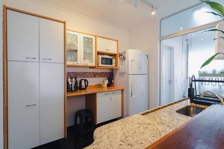 Apartamento à venda com 74m², 2 quartos e 2 vagasCozinha