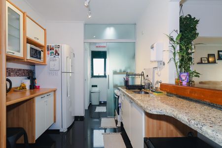 Apartamento à venda com 74m², 2 quartos e 2 vagasCozinha