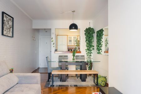 Sala de apartamento à venda com 2 quartos, 74m² em Vila Suzana, São Paulo