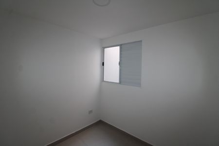 Quarto 1 de apartamento para alugar com 1 quarto, 23m² em Vila Nivi, São Paulo