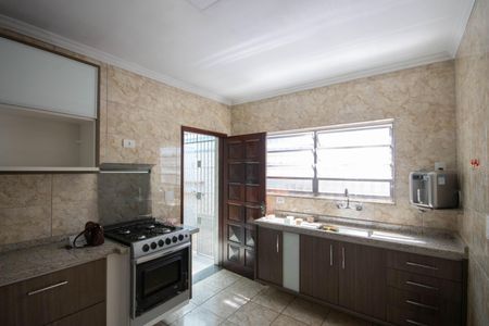 Casa à venda com 190m², 2 quartos e 2 vagasCozinha