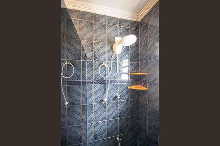 Casa à venda com 190m², 2 quartos e 2 vagasBanheiro da Suíte 1