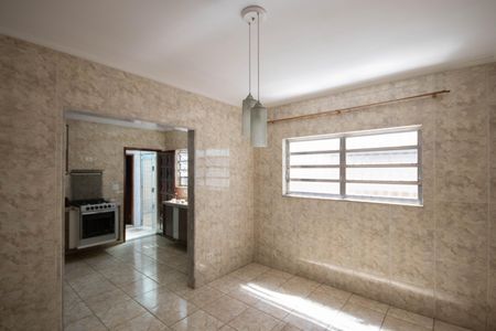 Casa à venda com 190m², 2 quartos e 2 vagasCopa