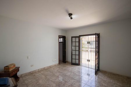 Casa à venda com 190m², 2 quartos e 2 vagasSuíte 1