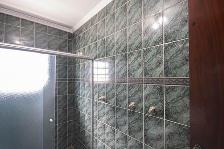 Casa à venda com 190m², 2 quartos e 2 vagasBanheiro 1