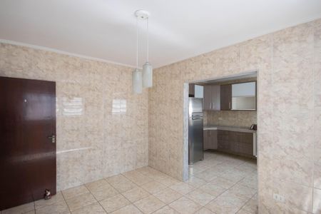 Casa à venda com 190m², 2 quartos e 2 vagasCopa