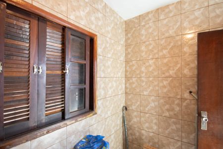 Casa à venda com 190m², 2 quartos e 2 vagasDespensa