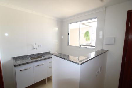 Sala/Cozinha de apartamento para alugar com 1 quarto, 23m² em Vila Nivi, São Paulo