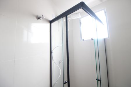 Banheiro de apartamento para alugar com 1 quarto, 25m² em Vila Nivi, São Paulo