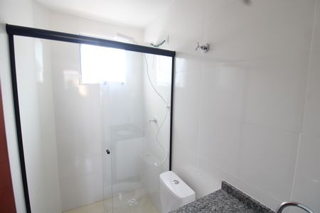 Banheiro Social de apartamento para alugar com 1 quarto, 23m² em Vila Nivi, São Paulo