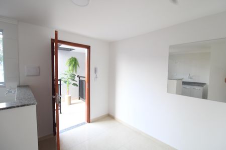 Sala de apartamento para alugar com 1 quarto, 23m² em Vila Nivi, São Paulo