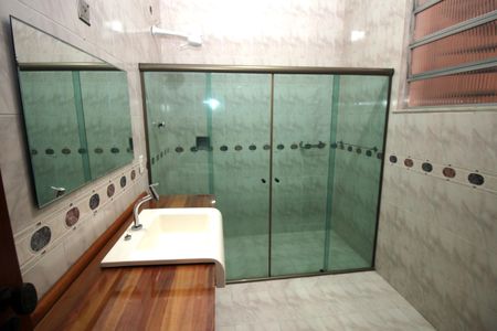 Casa à venda com 200m², 4 quartos e 1 vagaBanheiro Social